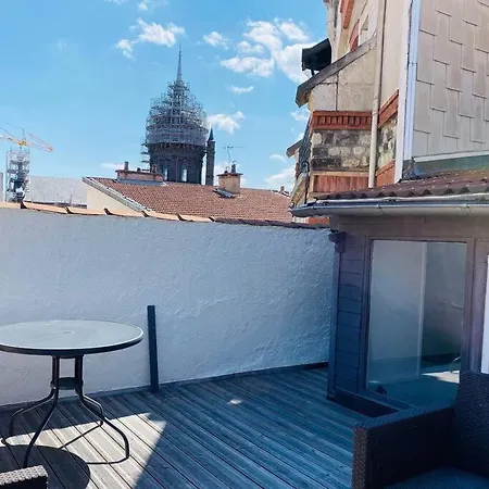 Appartement New Duplex Centre Avec Terrasse Et Parking